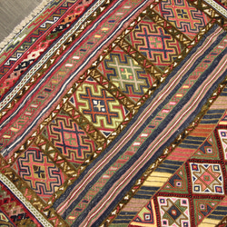 ヴィンテージ　アフガニスタン　トライバルラグ　マシュワニキリム　オールド手織りキリム＆絨毯　92x112cm　＃146 3枚目の画像