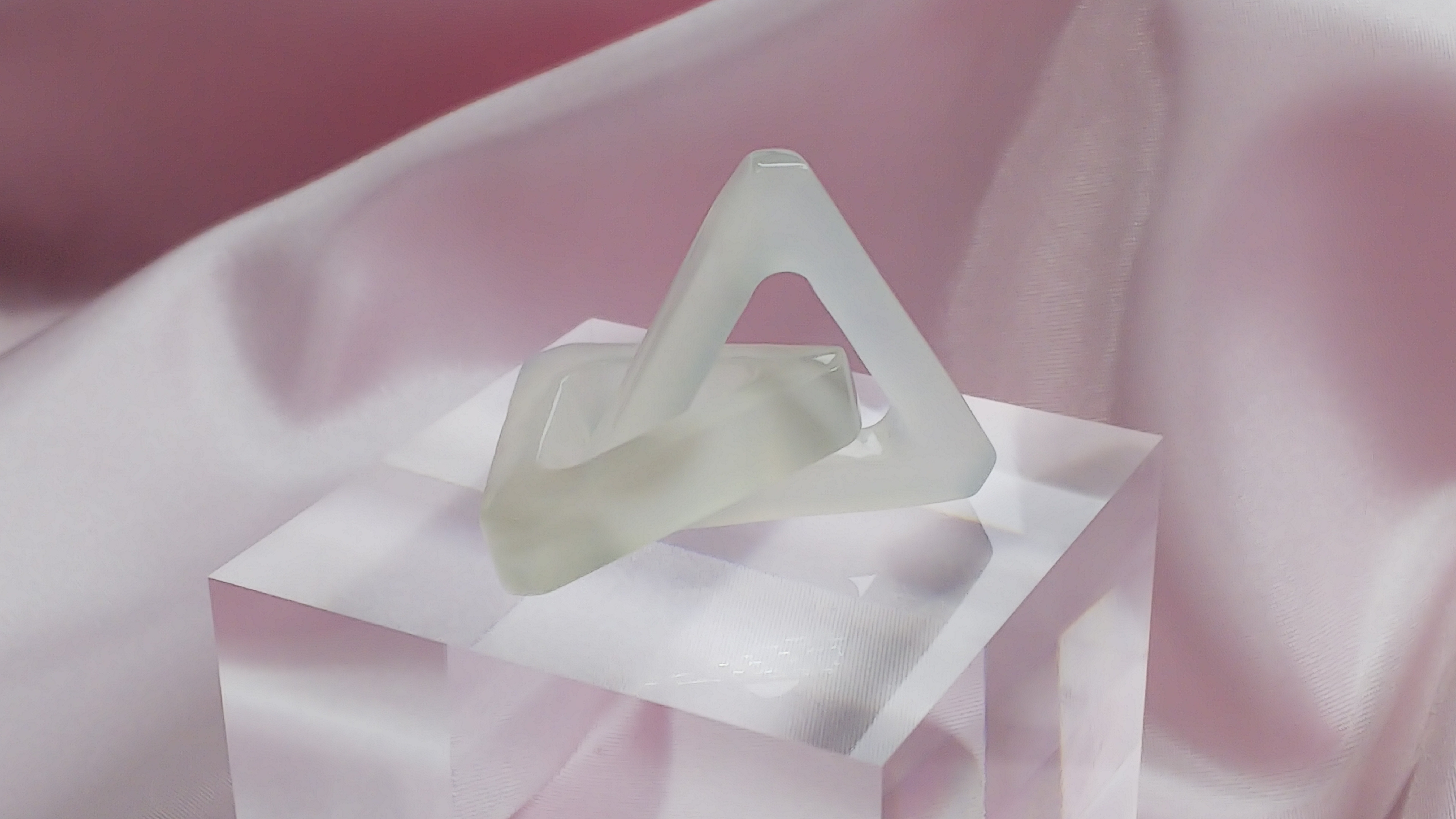 ☆ちょっと不思議な天然石のアクセサリー（メノウのペンダントトップ）　Dear Friend® 27,300円