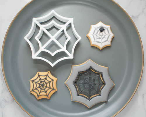 ハロウィンに！蜘蛛の巣のフレーム トゲトゲ八角形 クモの巣 クッキー