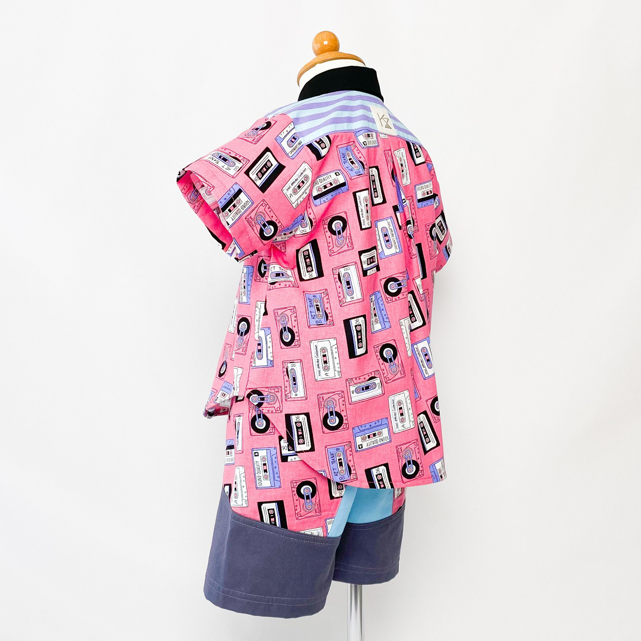 半袖シャツ　カセットテープ（90-100size）