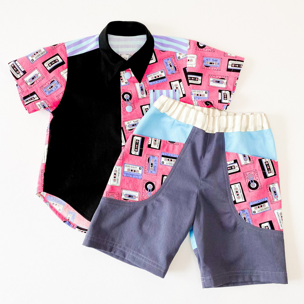 半袖シャツ　カセットテープ（90-100size）