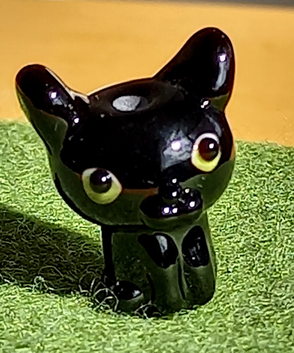 新型です(ω) とんぼ玉の黒猫 A 1枚目の画像