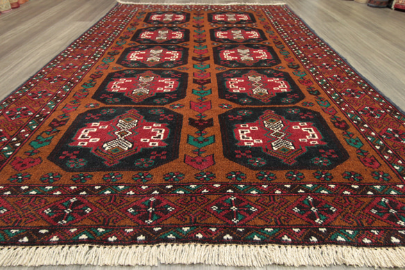 メダリオンデザインのアフガン絨毯　トライバルラグ　バルーチ族　部族絨毯　オールド手織り絨毯　123x180cm　＃576 10枚目の画像
