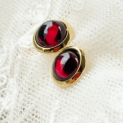 《デイリー素敵に煌めく》天然石の一粒ピアス/イヤリング✳︎ガーネット✳︎1月誕生石 1枚目の画像