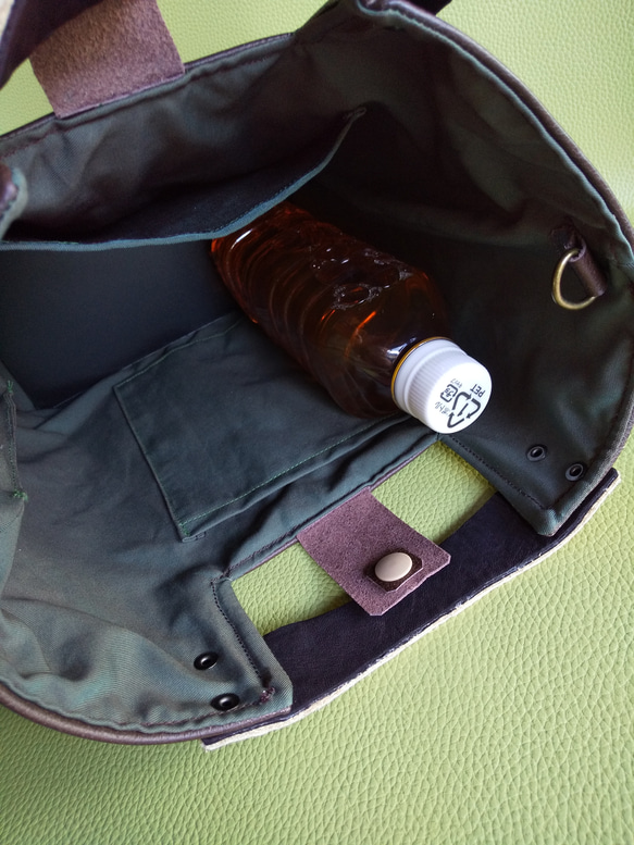 2WAY持ち手カラーが選べる本革茶トートバッグ 内ポケット付 内側撥水生地 とても軽いハンドバッグ 12枚目の画像