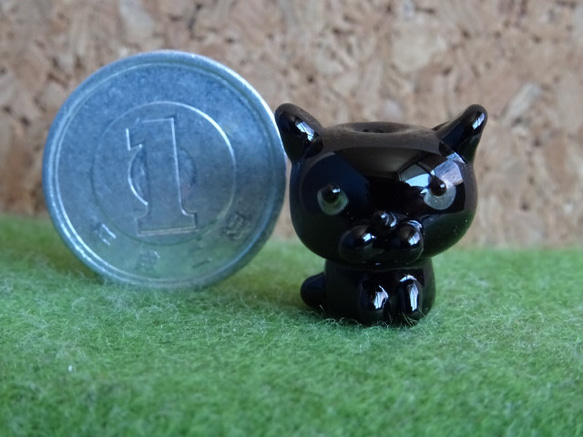 新型です(ω) とんぼ玉の黒猫 D 11枚目の画像