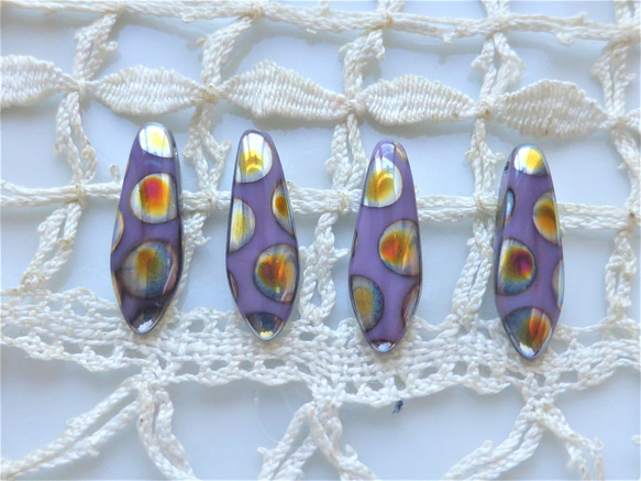 ダガー　不透明紫どっと　チェコビーズCzech Glass Beads4個 1枚目の画像