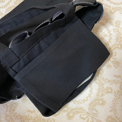 ポケット付き リボンバッグ トートバッグ 舟型トート ラインストーンor