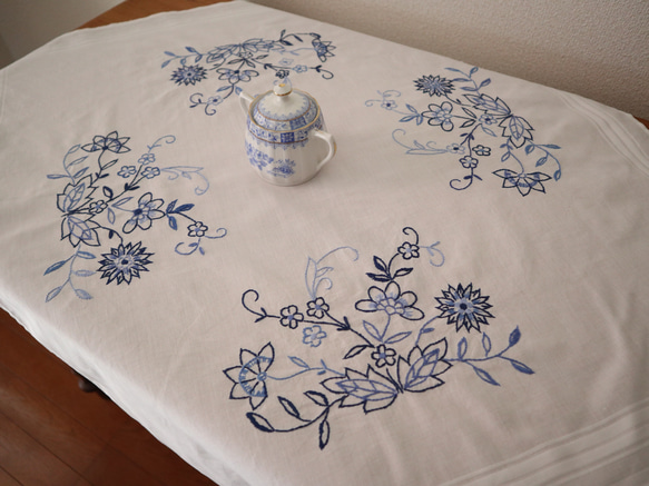 テーブルクロス 大判 手刺繍 花柄 北欧 ヴィンテージ フレンチ 