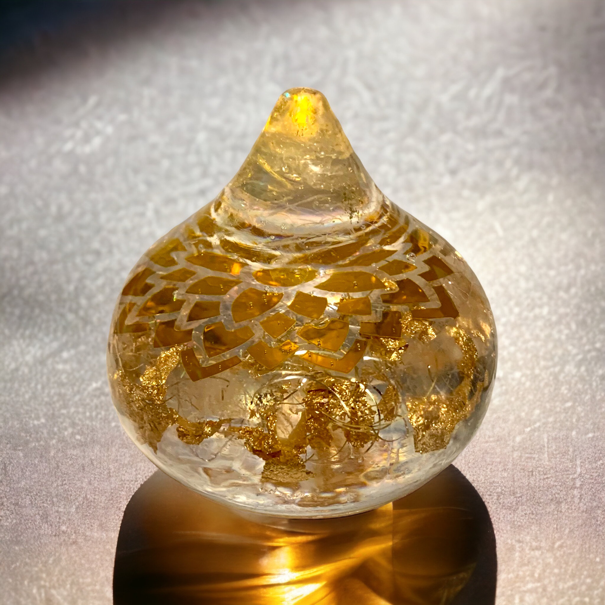 金箔入り 如意宝珠 金2 立体・オブジェ お守り屋Handmade Oasis 金箔入り 如意宝珠 金2 立体・オブジェ お守り屋Handmade Oasis