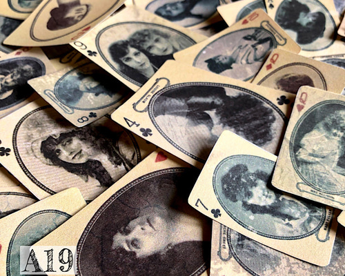 エンボスペーパー♡トランプ♡キラキラ♡コラージュ♡おすそ分け