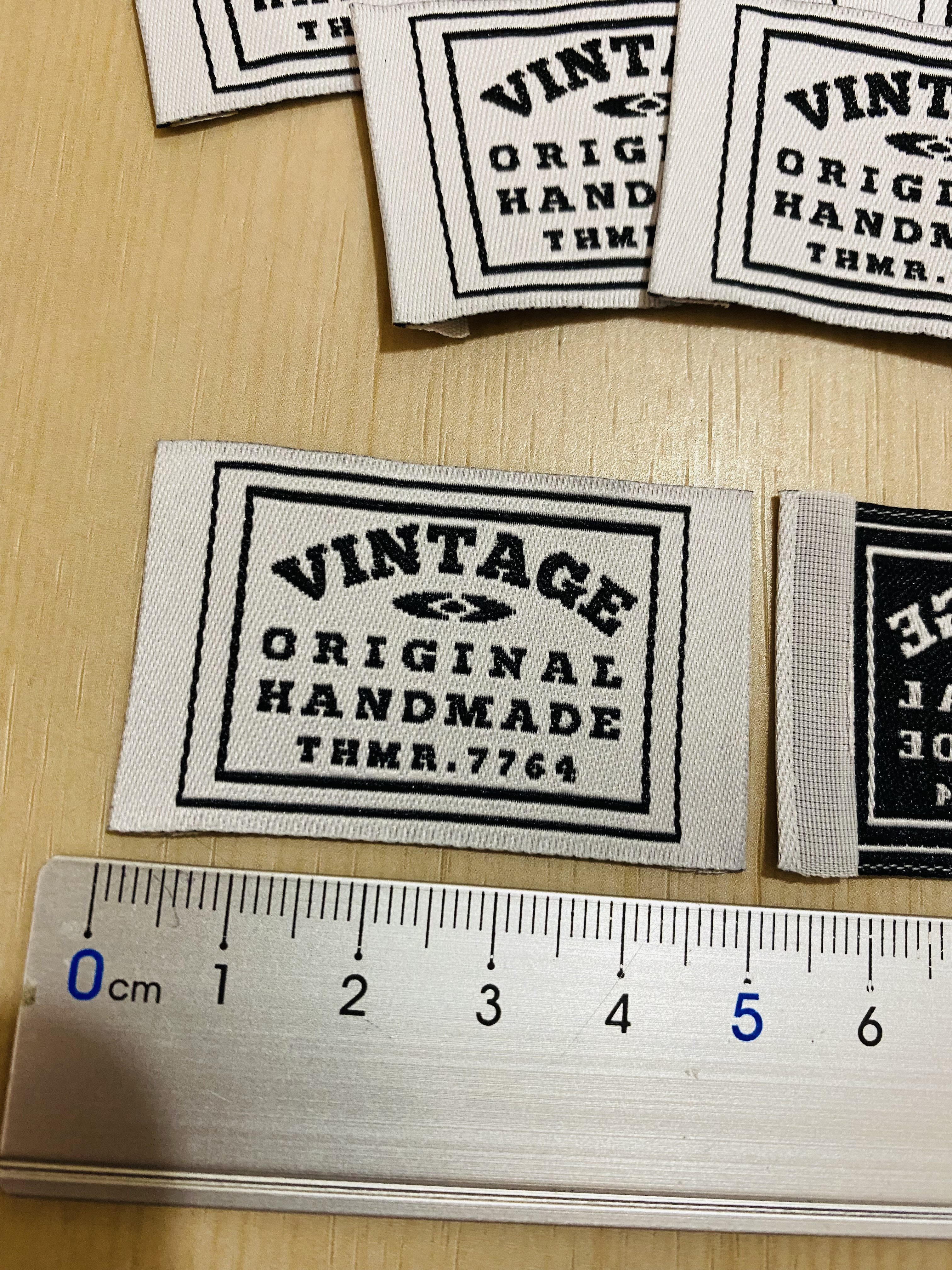 布　刺繍　タグ　ちょPページ R-17 ☆布タグ☆タグ☆刺繍タグ☆10枚 その他素材 みくるい 通販