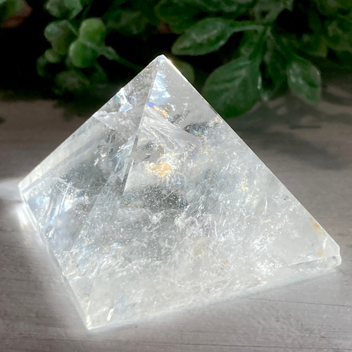 大宇宙との融合✨】レインボーピラミッド神聖幾何学クリスタル水晶