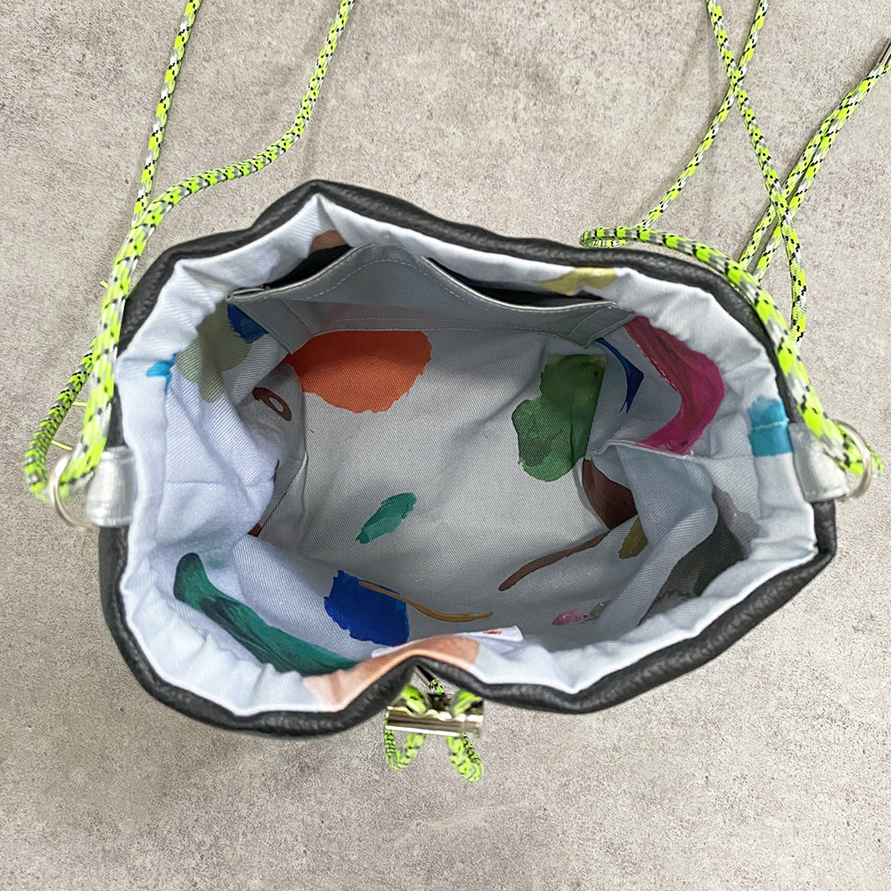 “受注制作”Fringe Kinchaku "Black×Green"