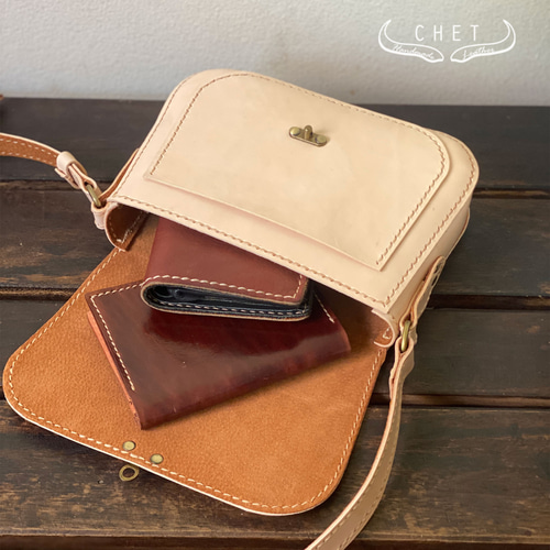 レザーポシェット・レディースショルダーバッグ（ナチュラルベージュ