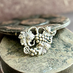 アンティークシルバー ブローチ の人気通販｜Creema(クリーマ) 国内