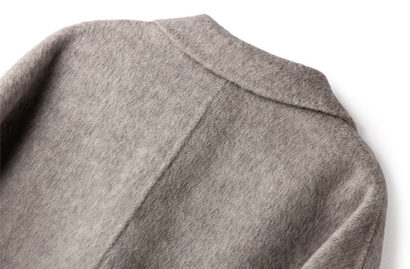 2色　シルク混ウールの上質なハーフコート　ゆったりシルエット【秋冬】キャメル/グレー 18枚目の画像