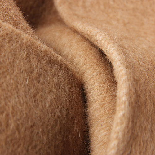 2色 シルク混ウールの上質なハーフコート ゆったりシルエット【秋冬