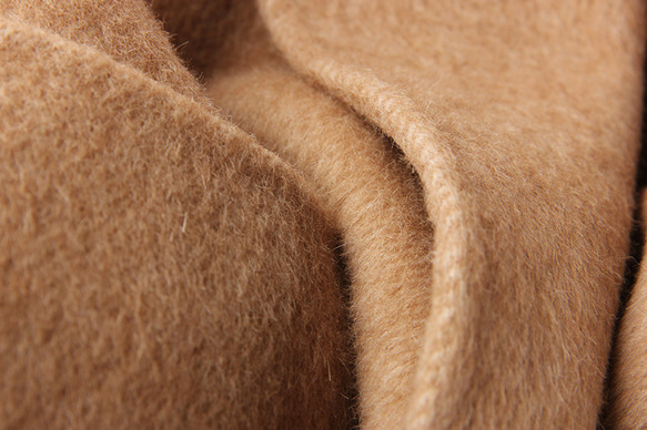 2色　シルク混ウールの上質なハーフコート　ゆったりシルエット【秋冬】キャメル/グレー 16枚目の画像