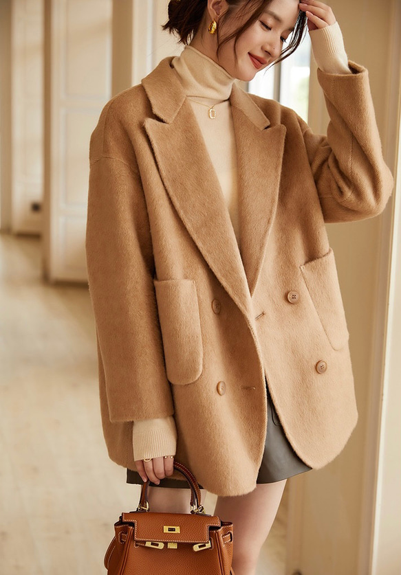 2色　シルク混ウールの上質なハーフコート　ゆったりシルエット【秋冬】キャメル/グレー 3枚目の画像