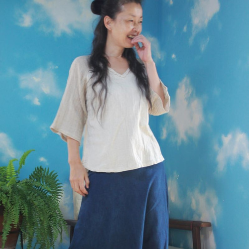 asana 麻100% ラグラン 七分袖 カットソー○草木染めロータス