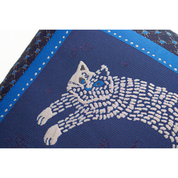 座布団 クッション 【 お庭のねこ 】 茶席判 43×47 ねこ 猫 ネコ 日本製 ブルー (ひるねのねこシリーズ) 3枚目の画像