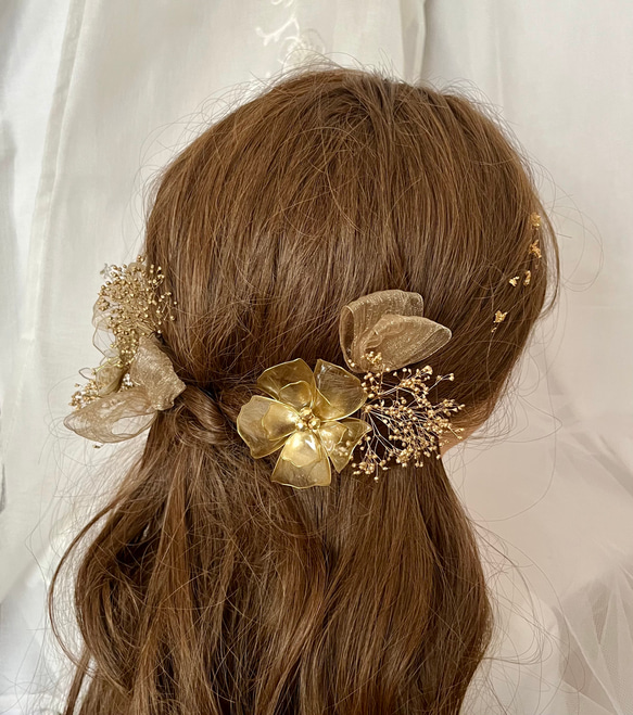 《送料無料》アメリカンフラワー 髪飾り ヘッドドレス 結婚式 成人式 ゴールド 3枚目の画像