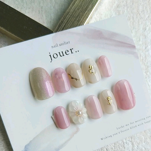 32】 ベージュピンクのマグネットにぷっくりフラワー アクセサリー  