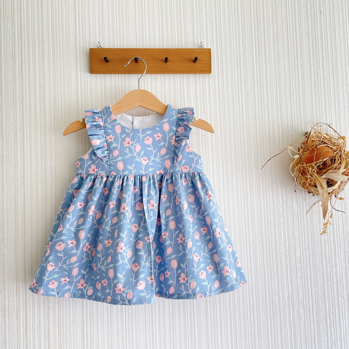 ピンクフラワーのフリルワンピース 子供服 infinity 通販 14600577
