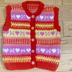 ハンドメイド　手編み　ベスト　レッド　ピンク 10910uv10613_01_a.jpg