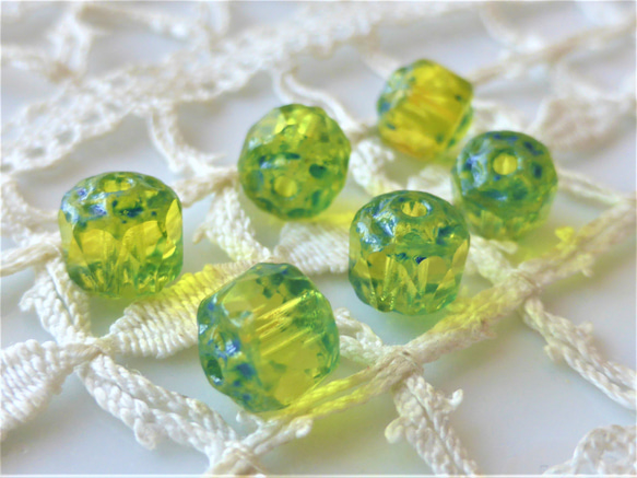 FP 王冠　黄緑　チェコビーズCzech Glass Beads6個 2枚目の画像