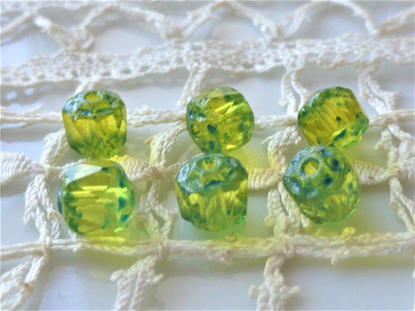 FP 王冠　黄緑　チェコビーズCzech Glass Beads6個 1枚目の画像