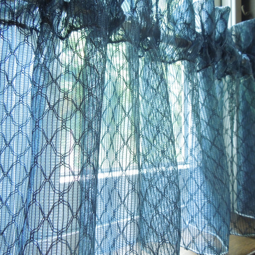 【レース　カフェカーテン】青系統/くすんだ薄い水色　ハンドメイド  リメイクにも レース カフェカーテン】青系統/くすんだ薄い水色 ハンドメイド