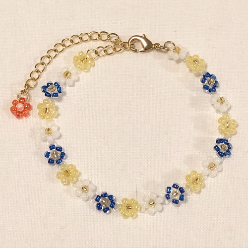 白雪姫をイメージしたお花のビーズブレスレット ブレスレット