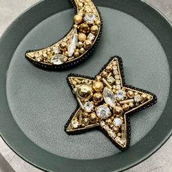 ♡新作♡ブラックゴールド刺繍ブラックバタフライビジュースワロフスキー