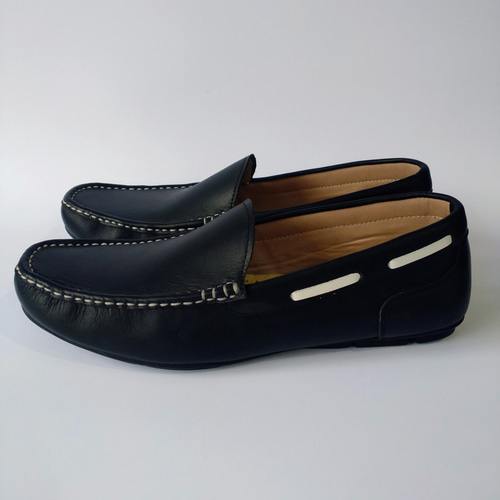 トリーバーチ ドライビングシューズ ローファー　レザー　ブラック　23 TORY BURCH トリーバーチ ローファー EMBELLISHED CLASSIC LUG