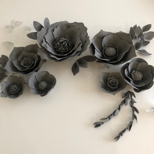 G2お洒落なウォールフラワー7つセット(葉っぱ付き) フェルト製のお花