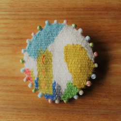 パステルカラーのブローチ　２ 1枚目の画像