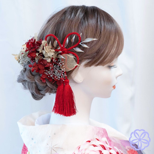 髪飾り 八重椿とゴールド系ドライフラワーの髪かざり タッセル付きヘア