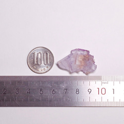 ヤオガンシャン産フローライト 【一点物】 原石 鉱物 天然石 (No.1439) 4枚目の画像