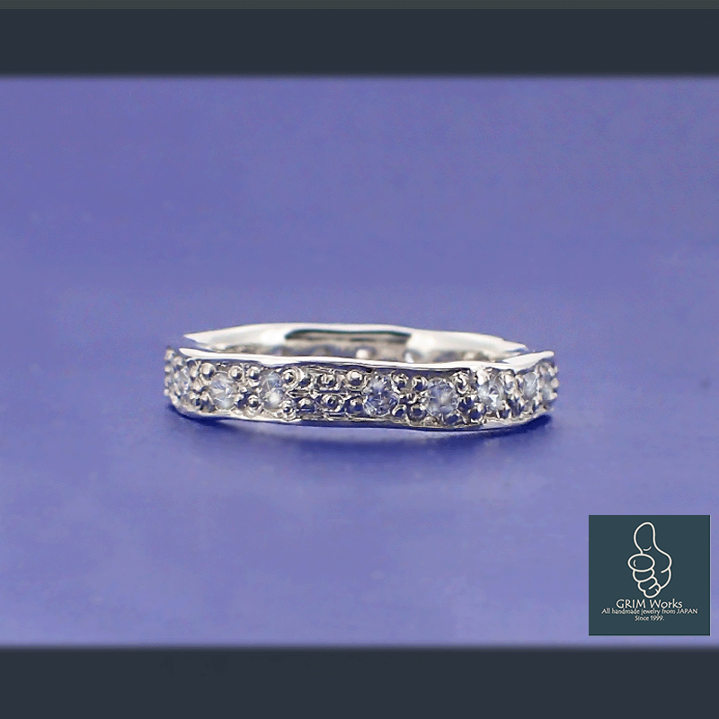 洗練されたシルバーデザインリング エタニティリング 模造ダイヤ キュービック シルバー925 柔らかフォルム サイズあり