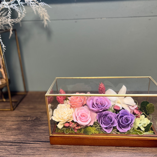 ＊*..華やかピンクローズアレンジ..＊°.プリザーブドフラワー　ケース付 ガラスケース入り プリザーブドフラワー ピンク&ラベンダー