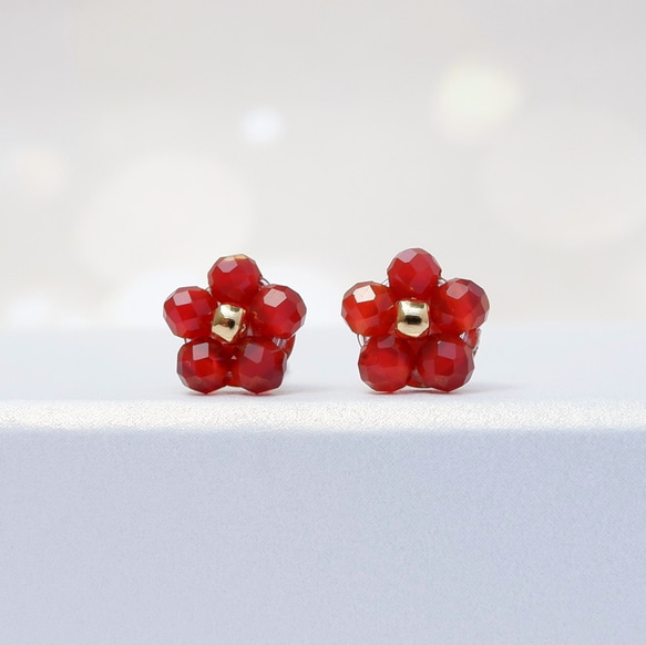 14KGF レッドアゲートの小花ピアス/イヤリング -赤 フラワー 梅