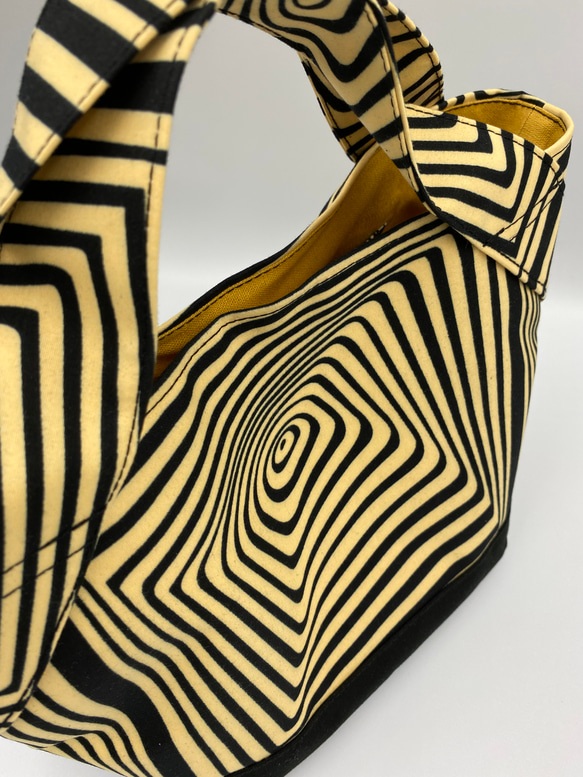【再販】【受注製作】新春福袋　アフリカ布　縞模様　　　　　　バッグ&ポーチ　　　　アフリカンプリント 7枚目の画像