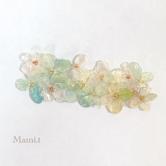 《Mami.t》  本物の紫陽花バレッタ　（一点のみ） 1枚目の画像