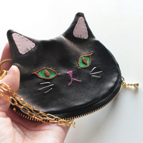 New! 猫顔チャームポーチ ポーチ Caracul. 通販 14604683