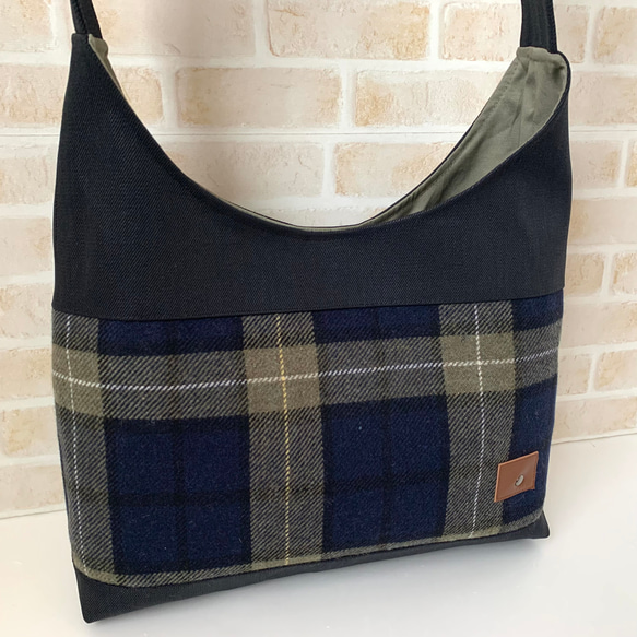 送料無料】ワンショルダーバッグ☆紺系チェック&ブラックデニム  