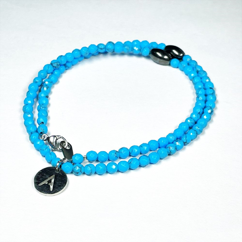 【トップのイニシャルを選べます】磁気ヘマタイト ブラックスピネル ストーン ネックレス プロスポーツ選手も愛用する