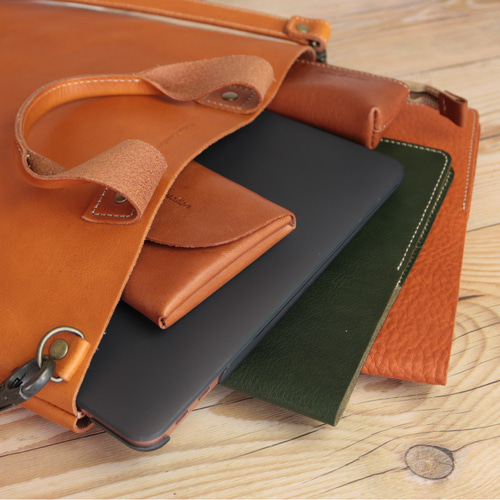 ブラウンレザートートバッグ 楽天市場】【栃木レザー】ソフトシュリンクオイルレザー 本革