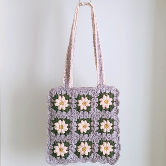 クロシェ編み　モチーフ編み　編みバッグ　ショルダーバッグ　手編みバッグ　フラワー　花　ニットバッグ　 2枚目の画像